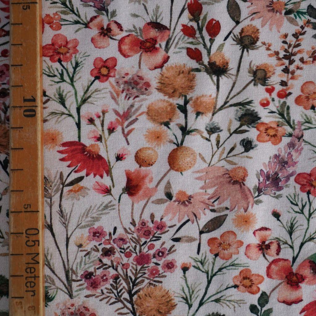 Baumwolljersey Blumenwiese Rottöne auf ecru